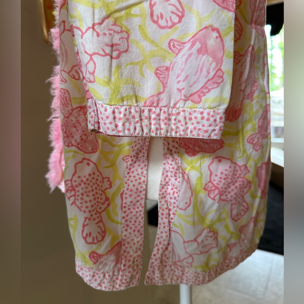 Mary Marshmallow Snappy Turtle Beach Cover-Up. Small - Picture 6 of 6
